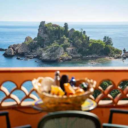 Mendolia Отель Таормина