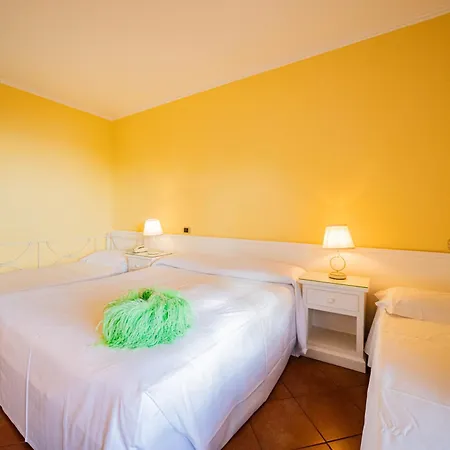 Mendolia Hotel 3*