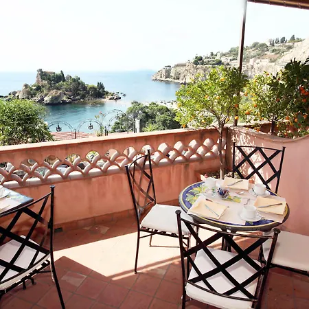 Mendolia Таормина