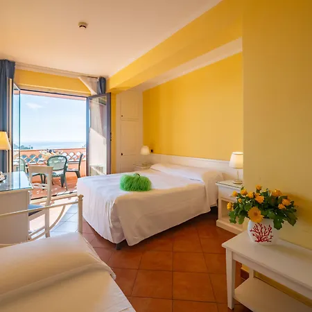 Mendolia Отель 3*