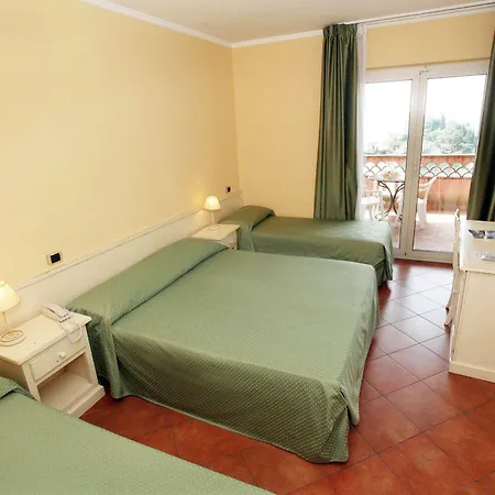Hotel Mendolia 3*