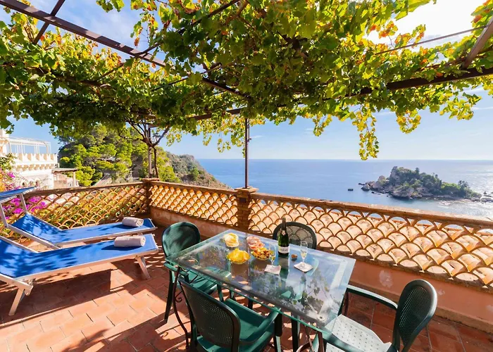 メンドリア ビーチ 3*