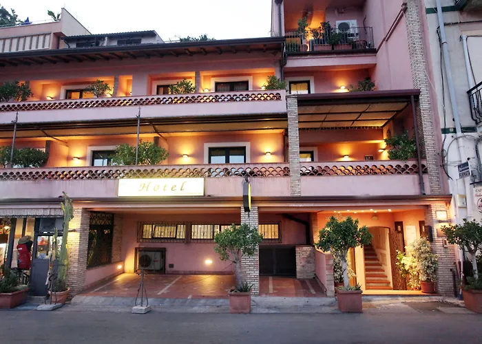 メンドリア ビーチ