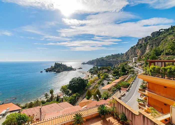 ホテル メンドリア ビーチ タオルミーナ