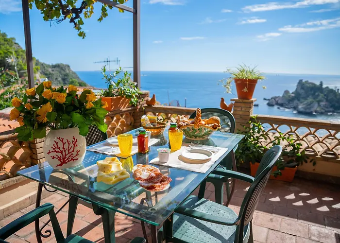 メンドリア ビーチ 3*