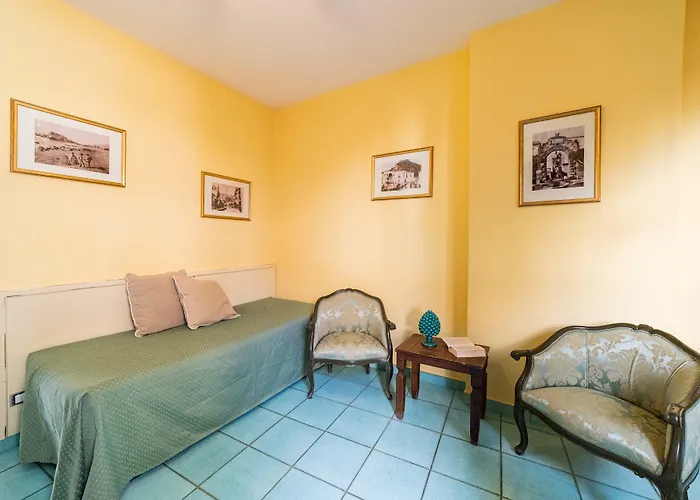 メンドリア ビーチ ホテル