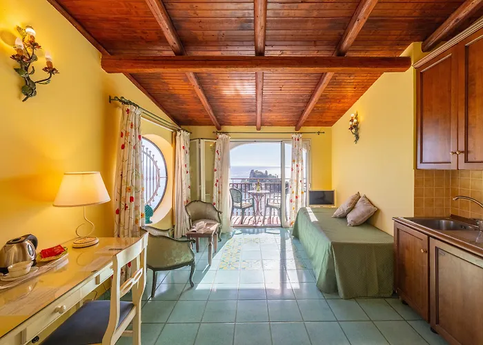 メンドリア ビーチ ホテル