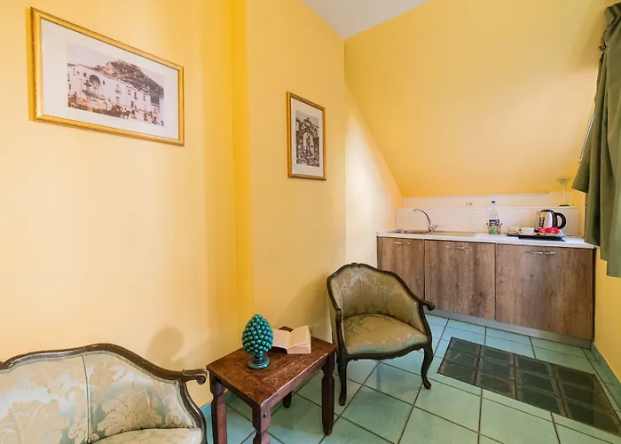 ホテル メンドリア ビーチ タオルミーナ