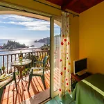 Mendolia Hotel 3*